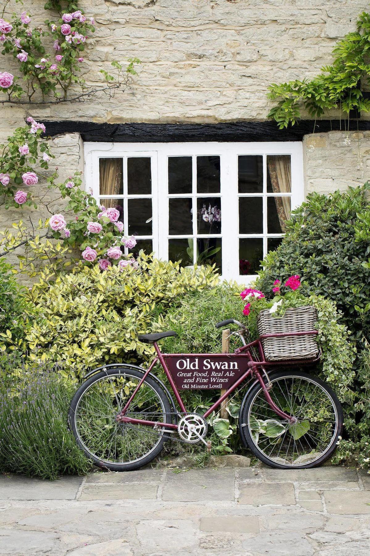 Old Swan Hotel Witney Kültér fotó