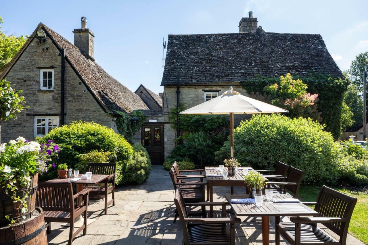 Old Swan Hotel Witney Kültér fotó